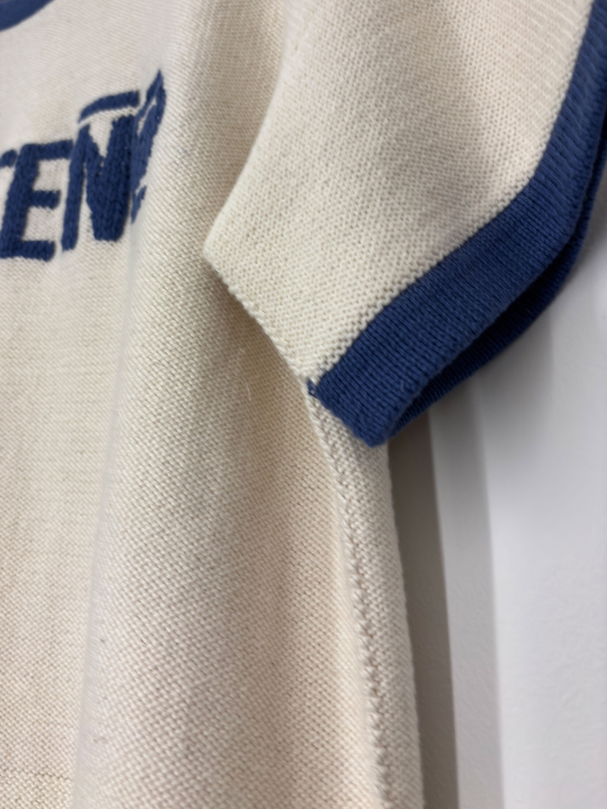 PORTEÑO-DETALLE-LATERAL